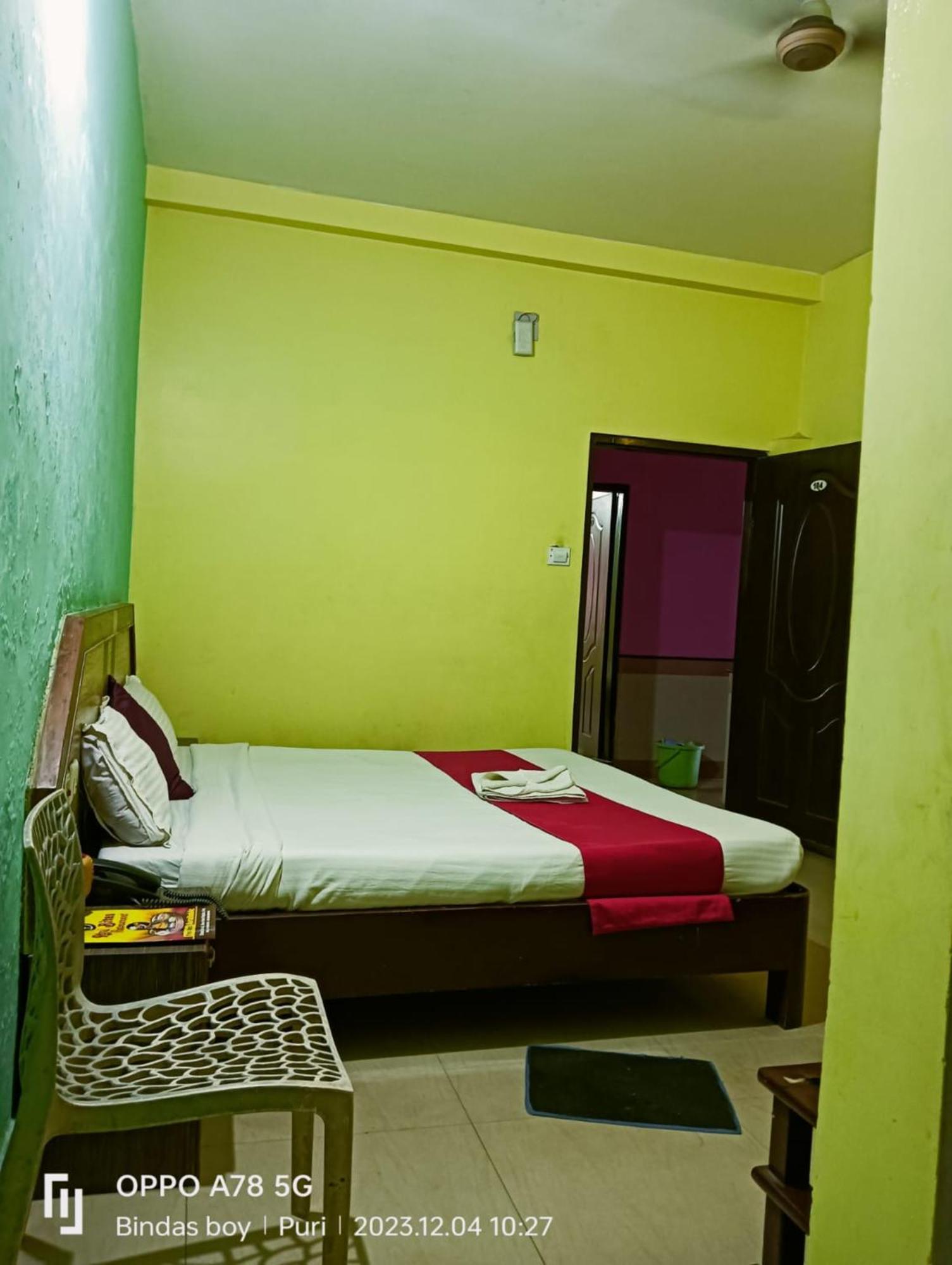 Hotel D2 Holiday Inn -Near Niladri Sea Beach - Puri - Official Verified 外观 照片