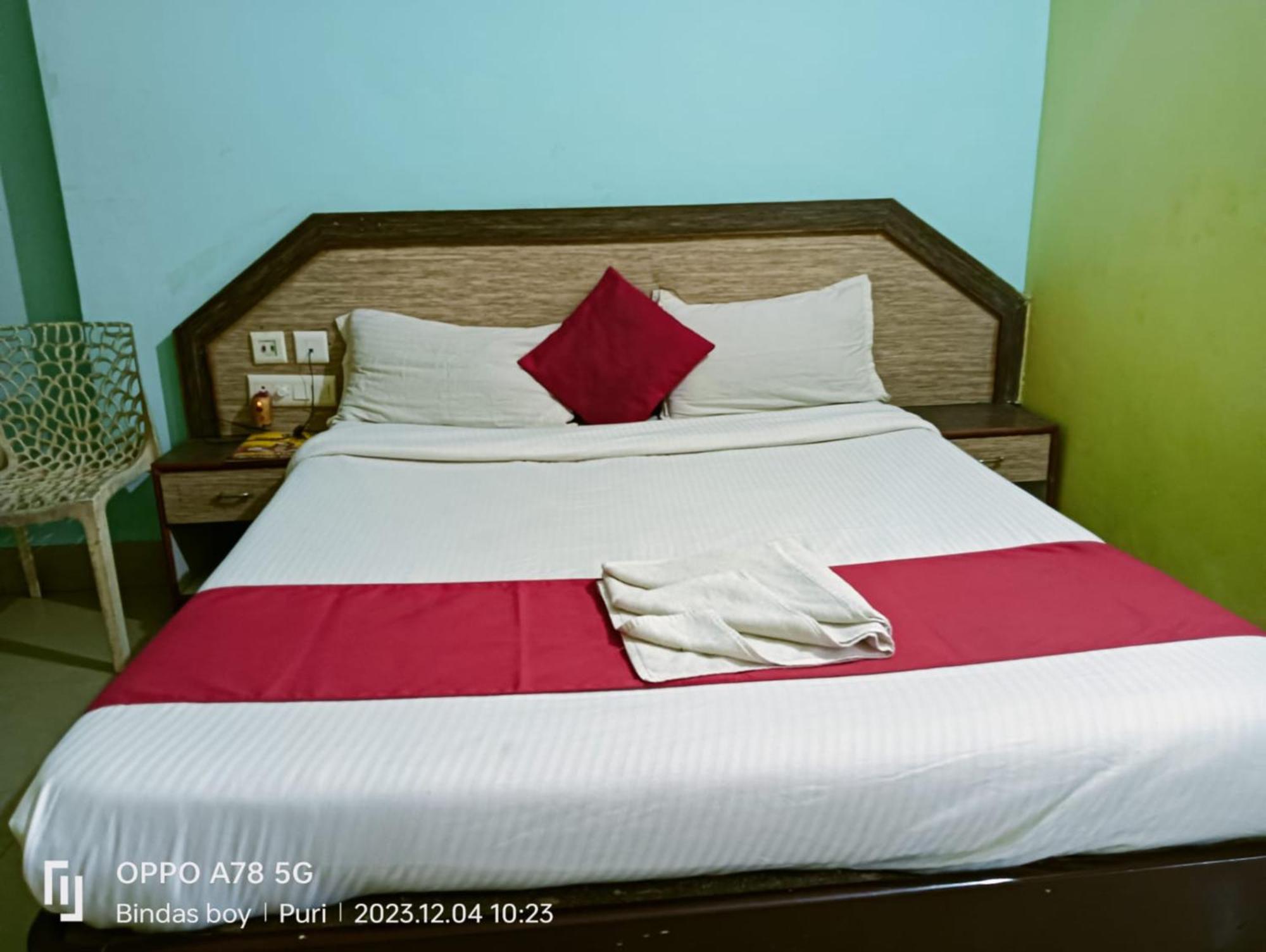 Hotel D2 Holiday Inn -Near Niladri Sea Beach - Puri - Official Verified 外观 照片