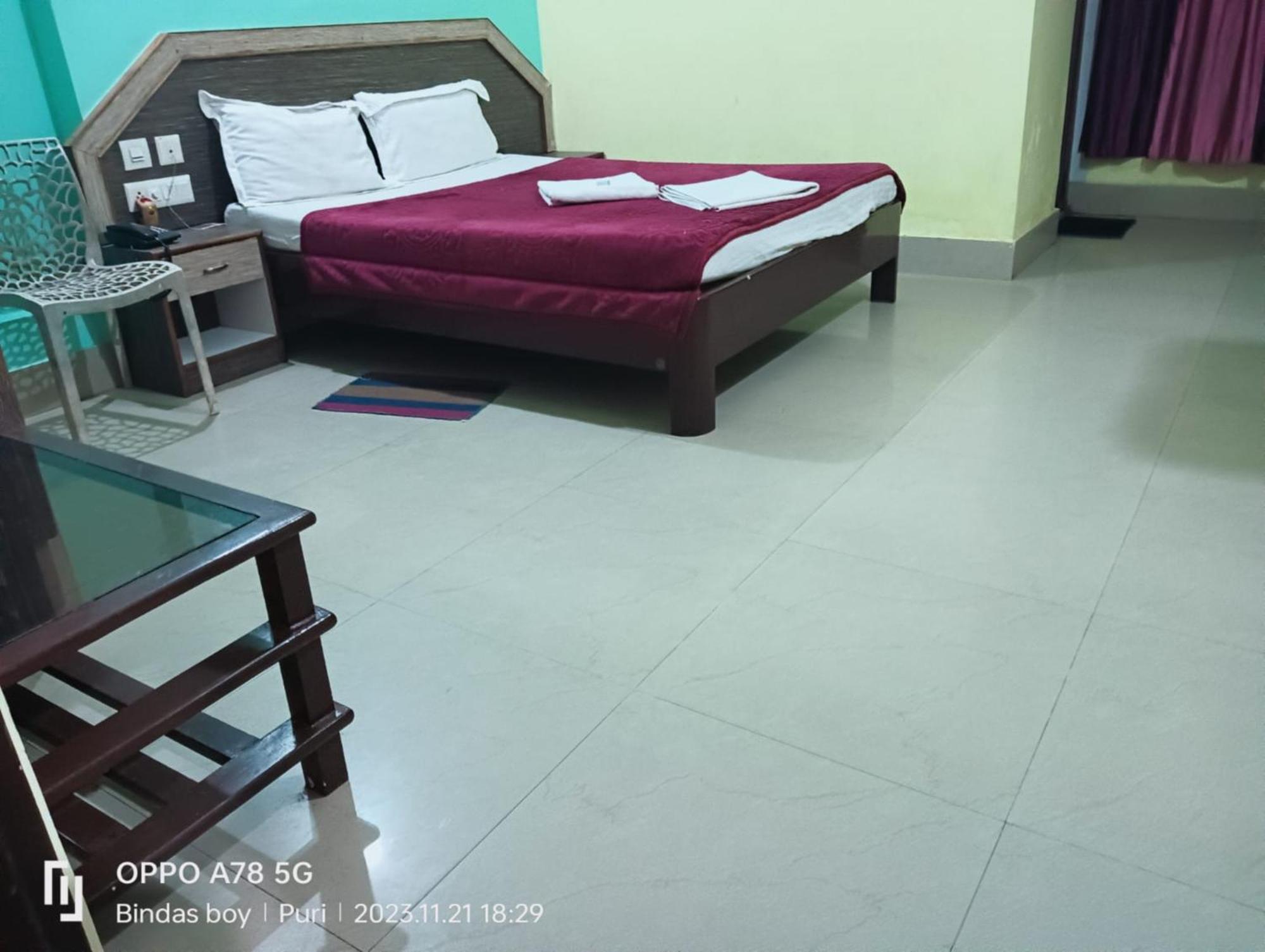Hotel D2 Holiday Inn -Near Niladri Sea Beach - Puri - Official Verified 外观 照片