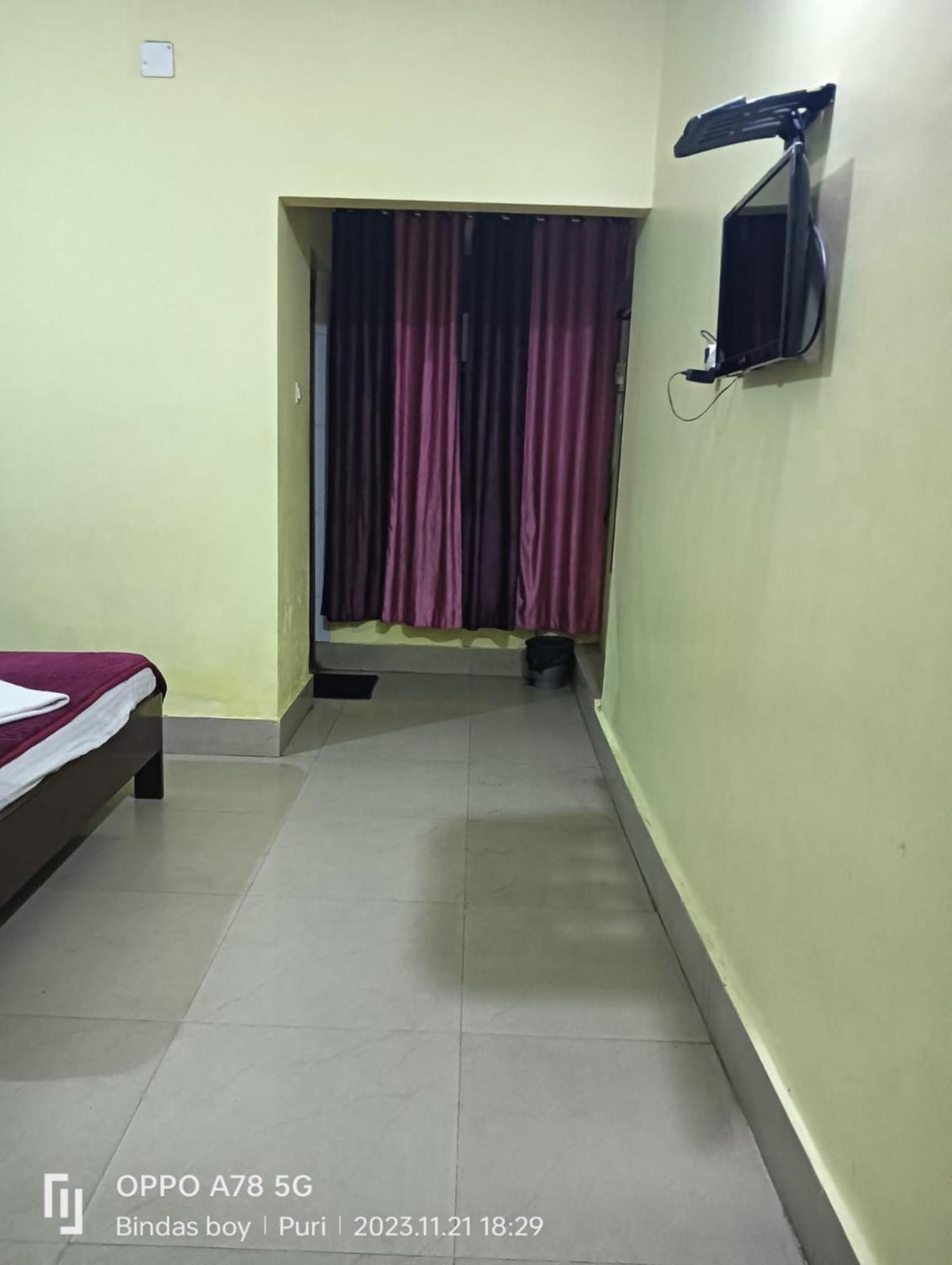 Hotel D2 Holiday Inn -Near Niladri Sea Beach - Puri - Official Verified 外观 照片