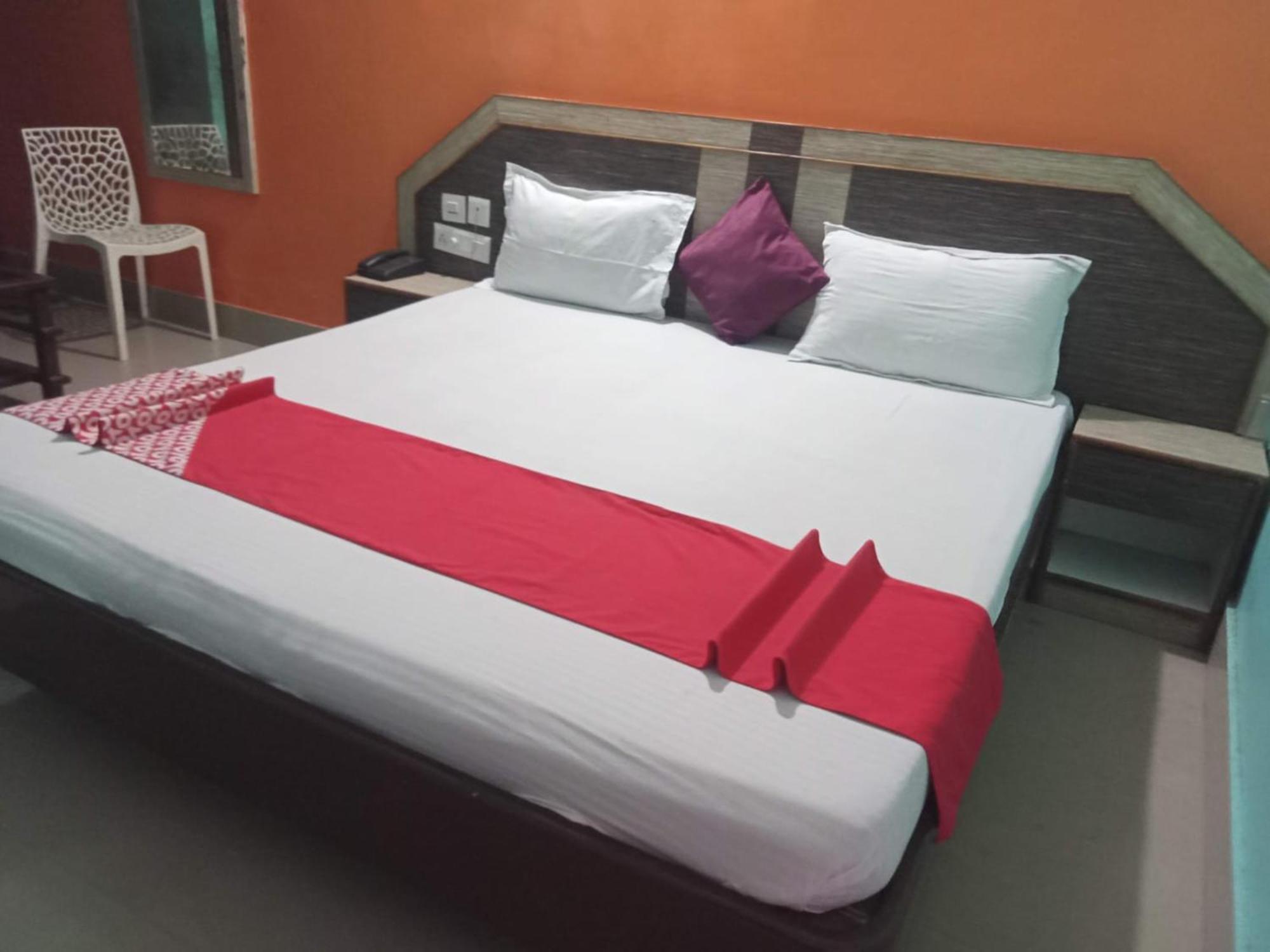 Hotel D2 Holiday Inn -Near Niladri Sea Beach - Puri - Official Verified 外观 照片